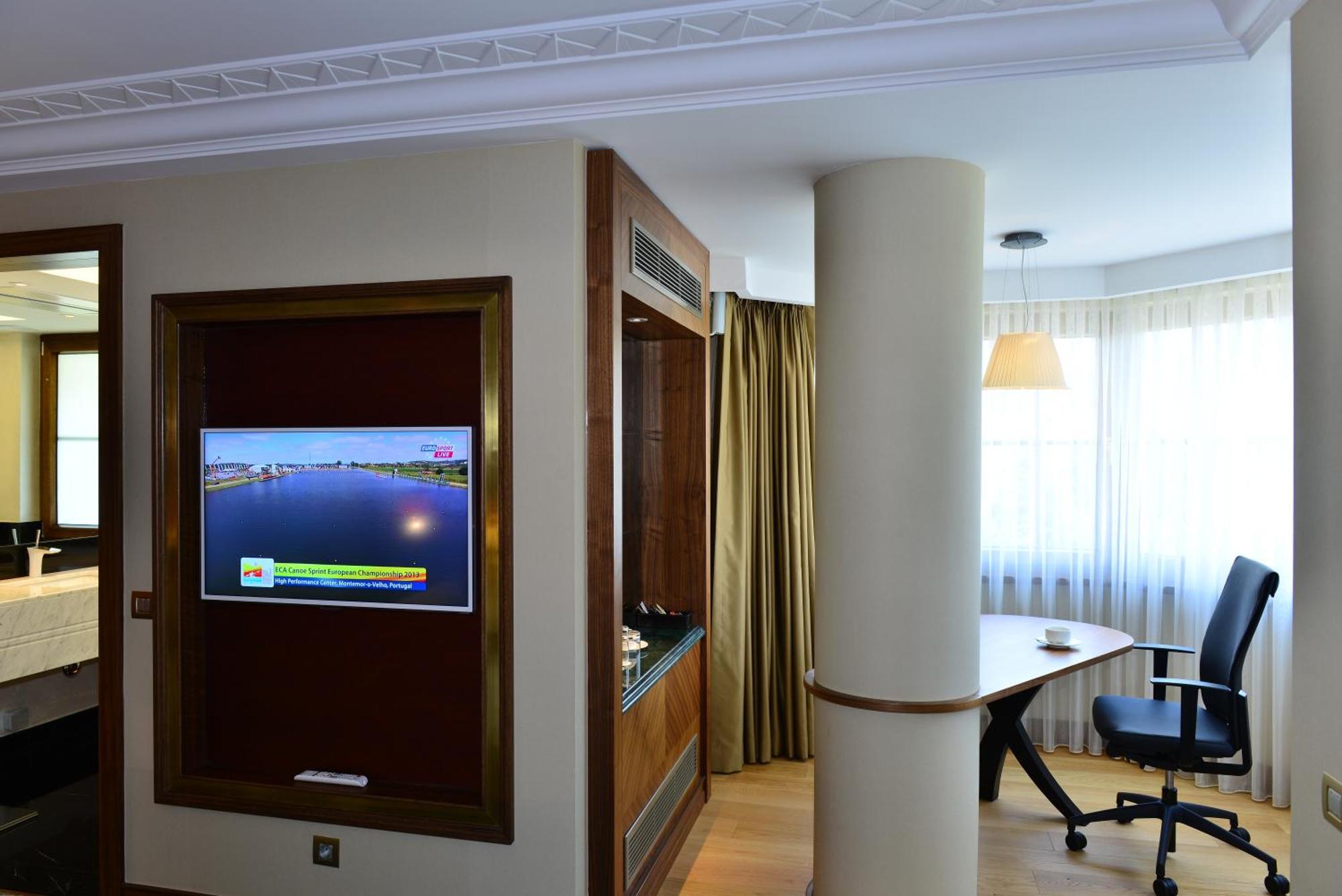Warwick Ankara Hotell Exteriör bild