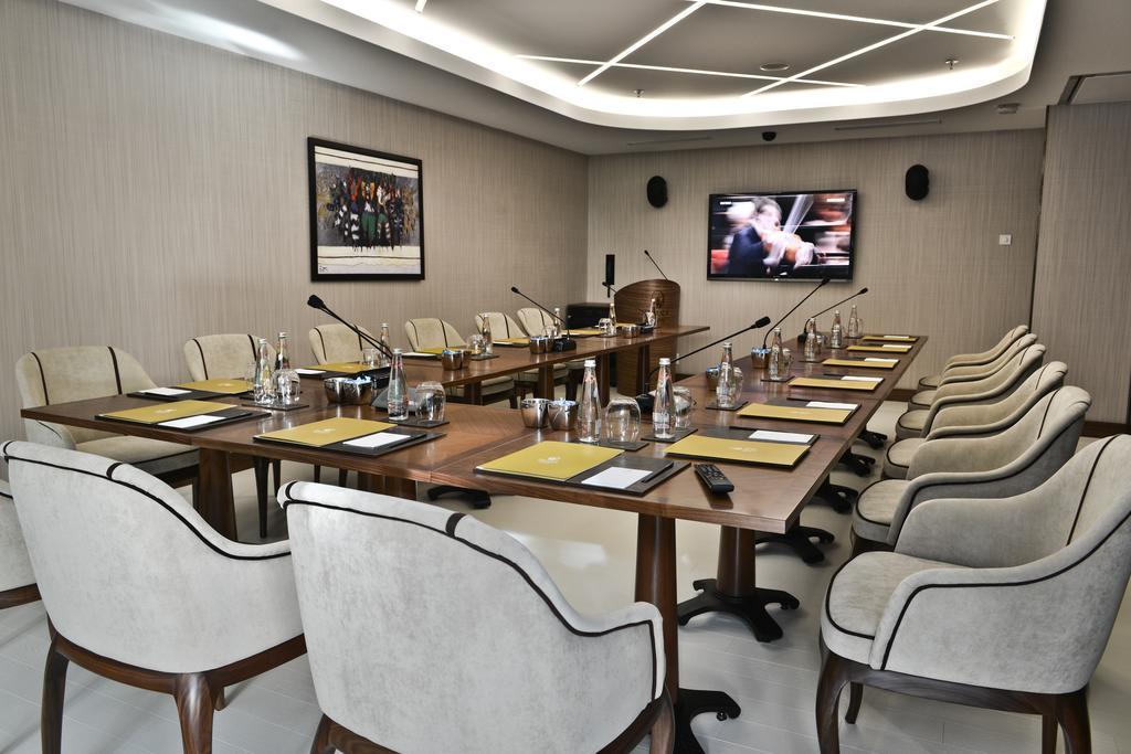 Warwick Ankara Hotell Exteriör bild